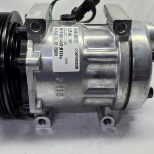 DAF 7PK & NISSAN UD SANDEN SD7H15 12 VOLT SOLID MOUNT COMPRESSOR