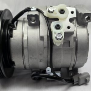 TOYOTA HINO & LAND CRUISER 10S15C PASS SIDE WITH SWITCH COMPRESSOR